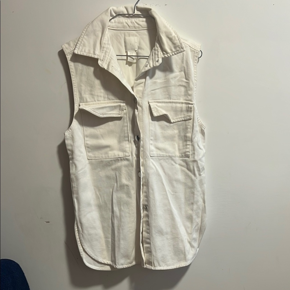 Sleeveless Cream Button-Up Vest